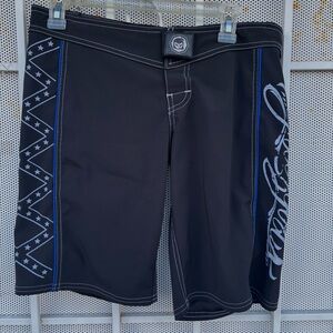 Fighter Girls Fight Wear 7 W32"X10.5" hook & loop close drawstring black shorts